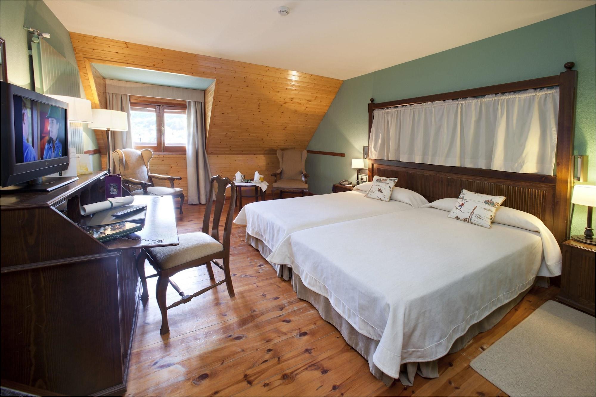 Parador De Arties Ngoại thất bức ảnh